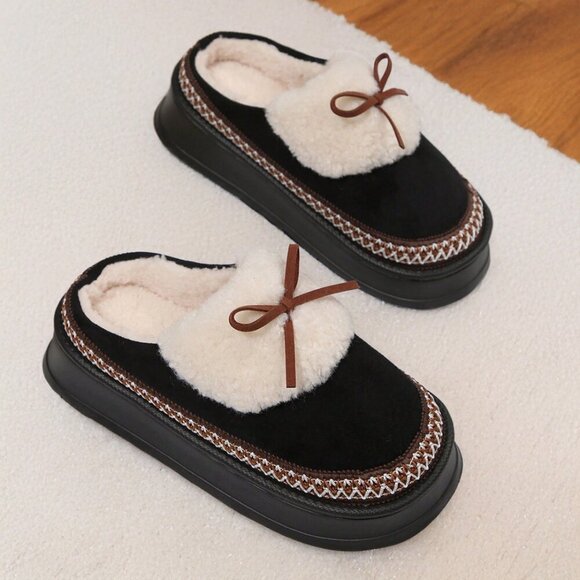 Black Casual Women's Thick Flat Suede Shearling Slippers - Picture 2 of 9